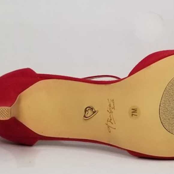 Thalia Sodi Vanesssa Pointed-Toe Pumps With Charm Detail Size 7 Red/ Gold NWT - Picture 8 of 8